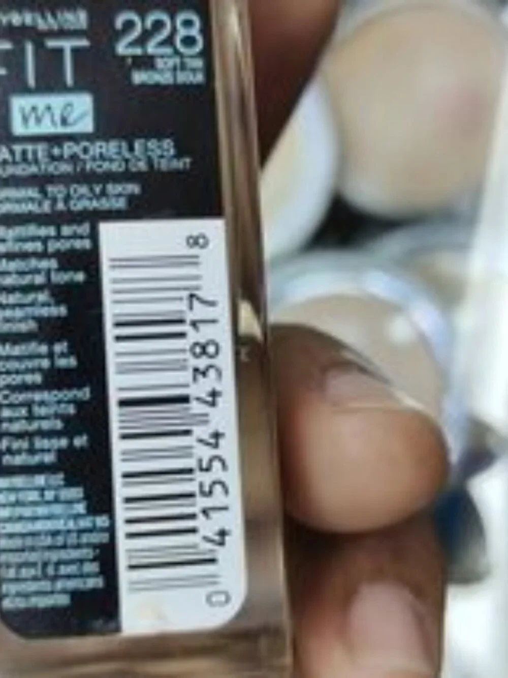 Maybelline Fit Me Matte + Poreless Liquid Foundation Makeup  228 Soft Tan  1 Fl
